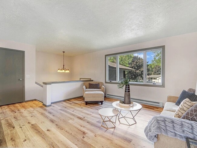 Building Photo - 5131 Lakewind Dr