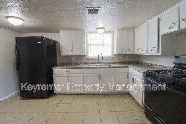 Foto del edificio - 405 S Maple St