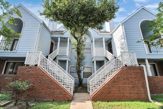 Foto del edificio - 14550 Fonmeadow Dr
