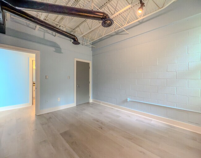 Foto del edificio - 1295 E Broad St