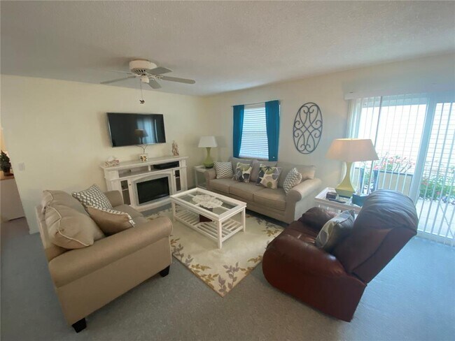 Foto del edificio - 1714 Moreno Pl