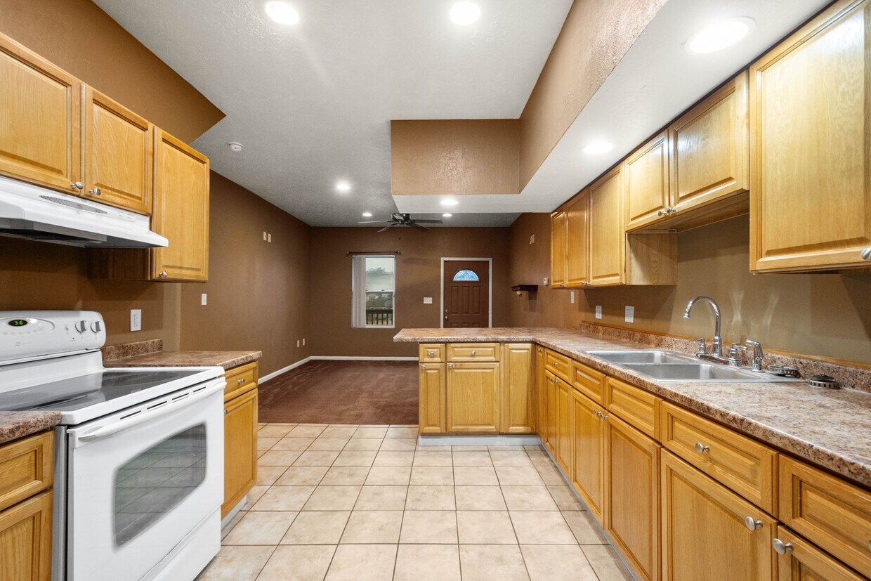 Foto principal - Cozy 1 Bedroom in McKeesport available now!