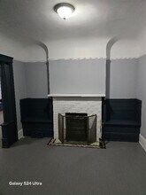 Building Photo - 1380 E 85th St