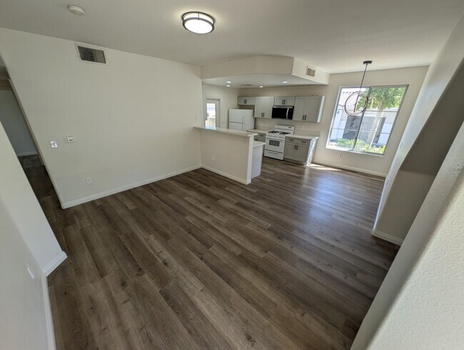 Foto del edificio - 10001 Crimson Palisades Pl