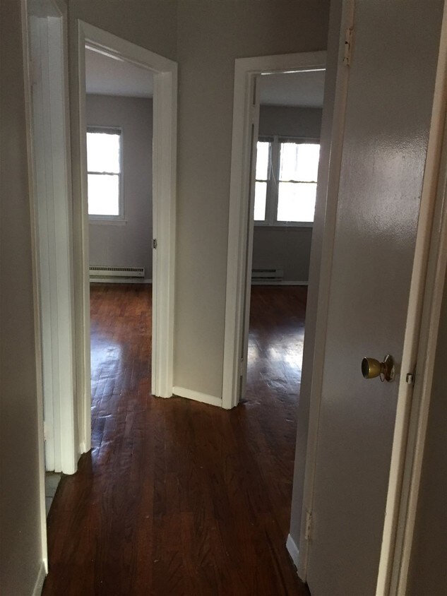 40 Fisk St, Jersey City, NJ 07305 House Rental in Jersey City, NJ