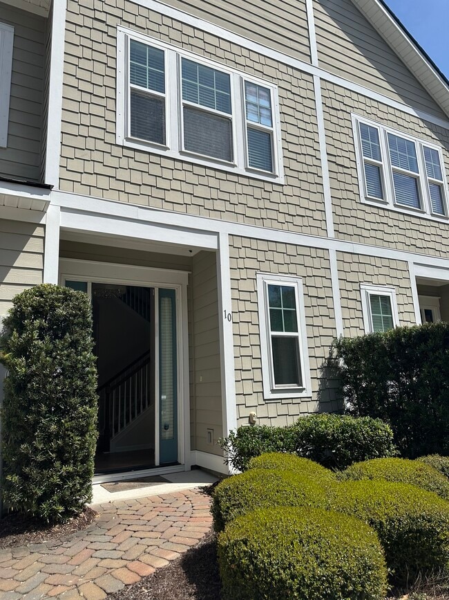 Foto del edificio - 10 Creekstone Dr