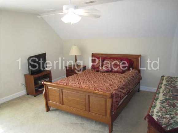 Foto del edificio - 315 Springview Ln