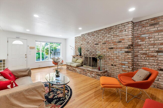 Building Photo - 1775 Springer Rd