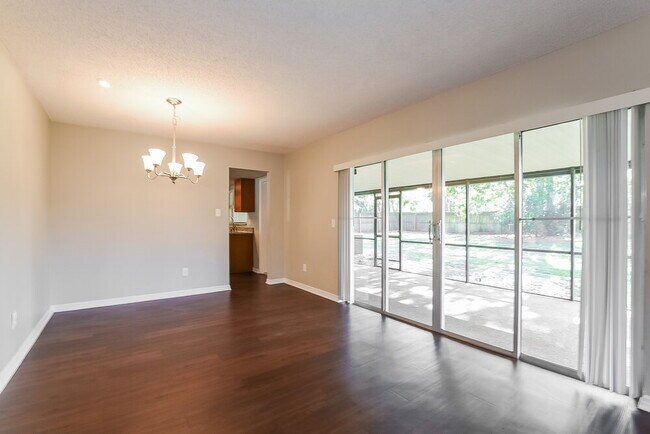 Building Photo - 948 March Hare Ct