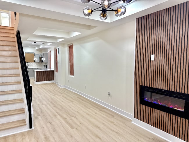 Photo - 1518 E Lanvale St Townhome