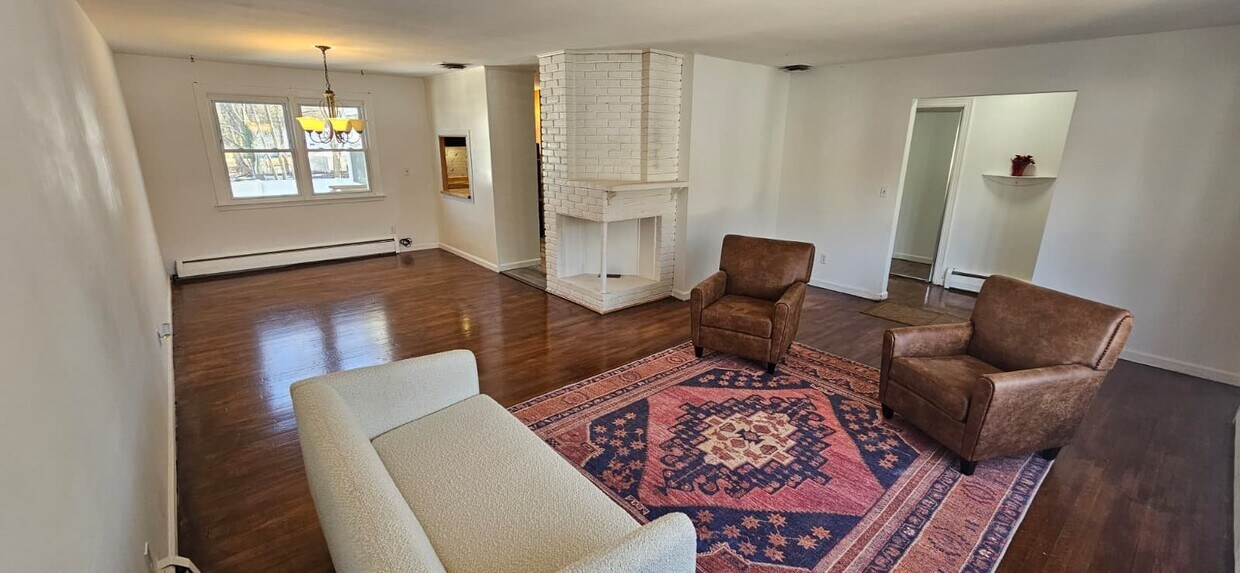 Building Photo - 119 Brooklawn Cir