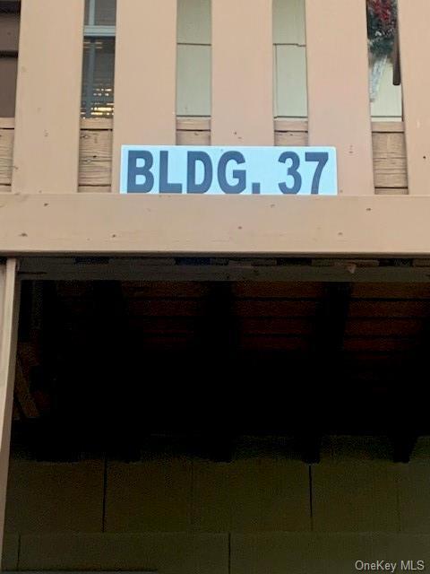 Foto del edificio - 37 Weathervane Dr