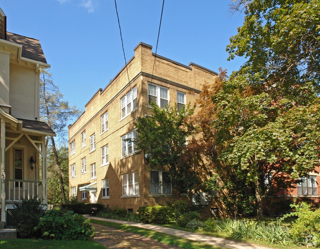 549 Prospect Ave, West Hartford, CT 06105 Apartments in West Hartford, CT