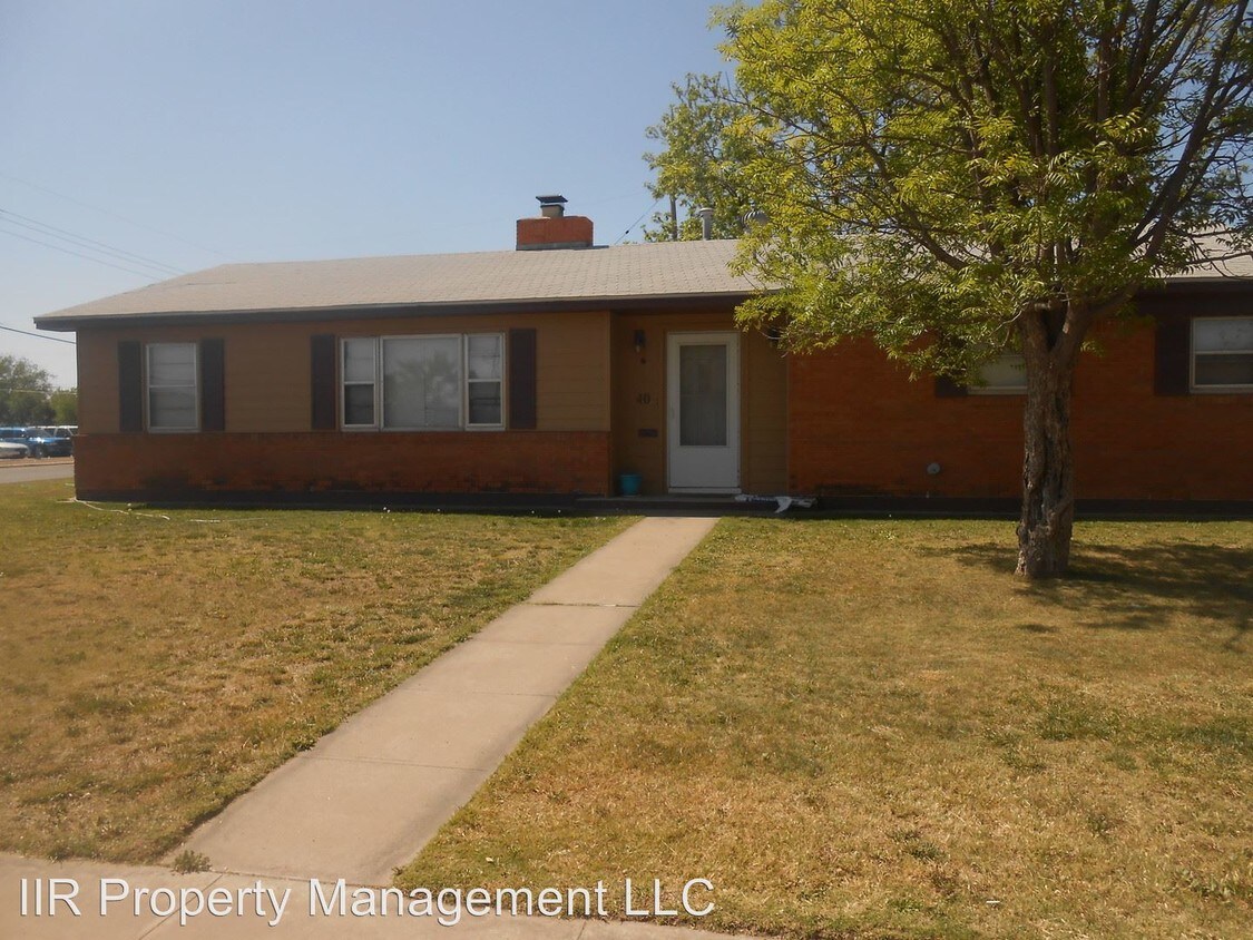 2 Br 2 Bath House 40 Del Norte Dr House For Rent In Roswell Nm Apartments Com