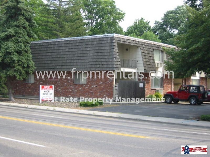 Primary Photo - 5575 W Franklin St