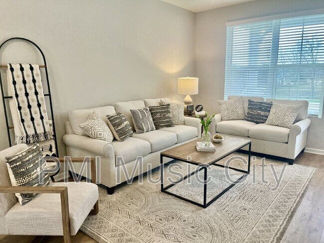 Foto del edificio - 5206 Gladecress Ln