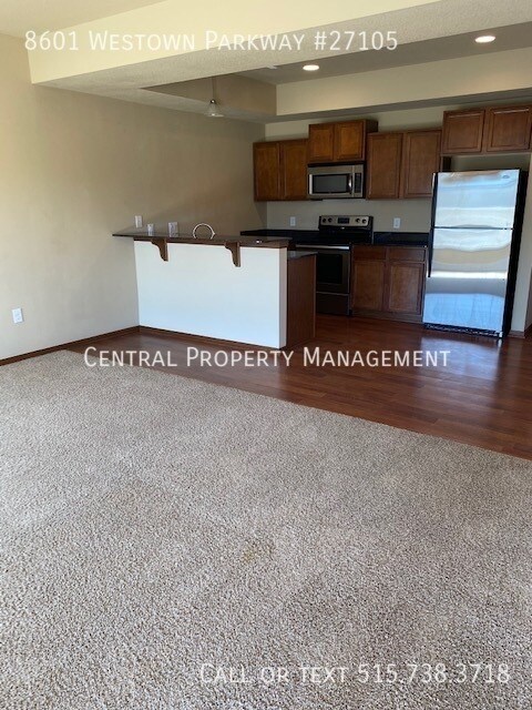 Foto del edificio - 8601 Westown Pkwy