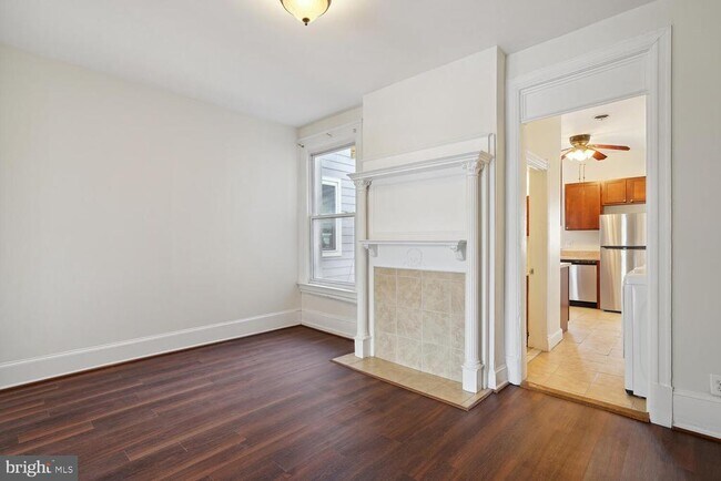Foto del edificio - 223 R St NW