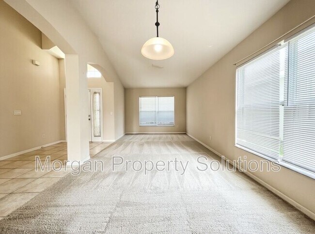 Building Photo - 5379 Tortuga Dr