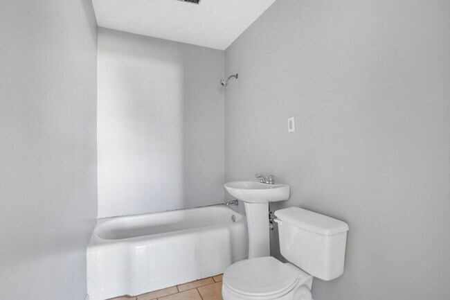 Building Photo - HOME FOR RENT | Lake Charles