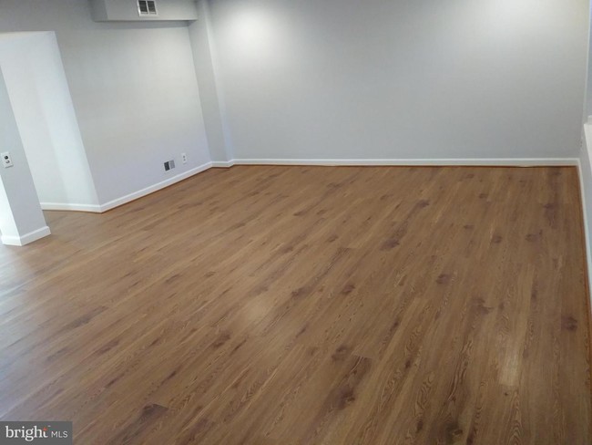Foto del edificio - 1537 Tunlaw Rd