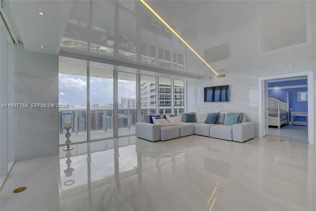 Photo - 1830 S Ocean Dr Apartment