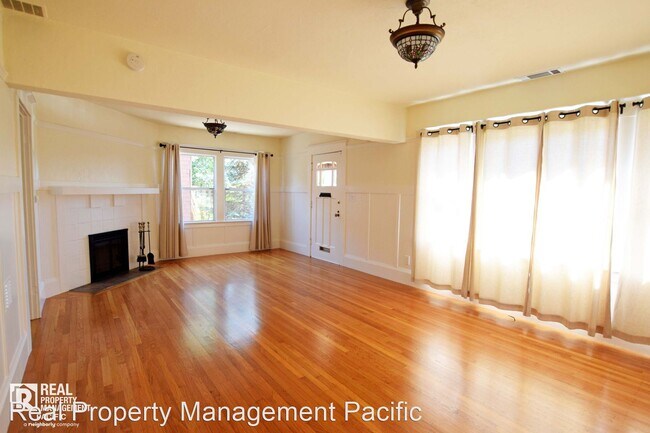 Foto del edificio - 3 br, 1.5 bath House - 1917 7th Street