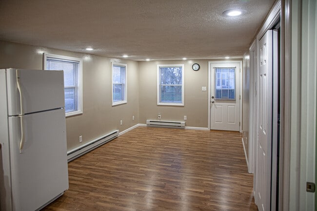 3W3A7041-HDR(7) - 1404 N Kankakee St