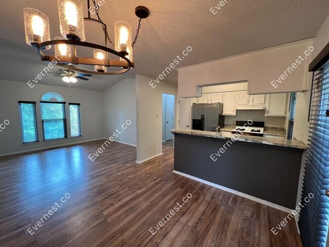 Foto del edificio - 1709 Gamble Rd