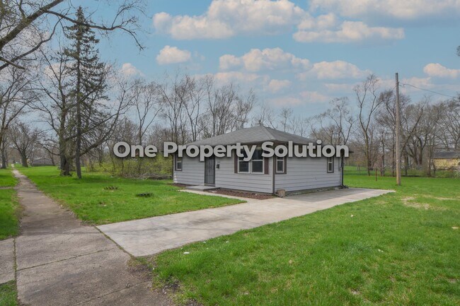 Building Photo - 1142 Fayette St