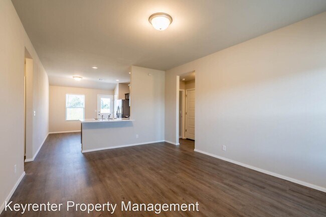 Foto del edificio - 3 br, 2 bath House - 7521 E 157th Pl S