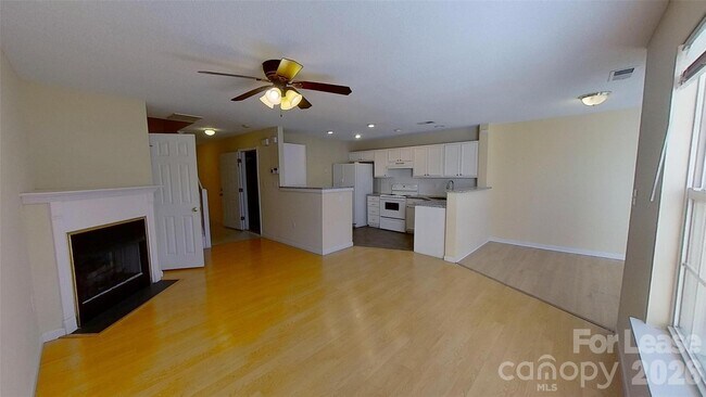 Building Photo - 482 Robin Reed Ct
