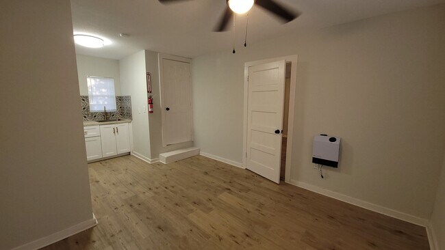 Foto del edificio - 212 Placid Dr