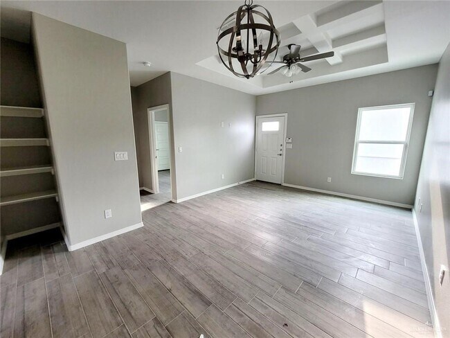 Foto del edificio - 2109 Davenport St