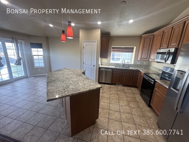 Foto del edificio - 8313 Boulder Creek Rd