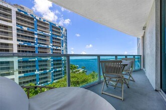 Building Photo - 2101 Brickell Ave