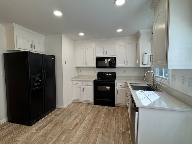 Foto del edificio - 314 E Louisiana Ave