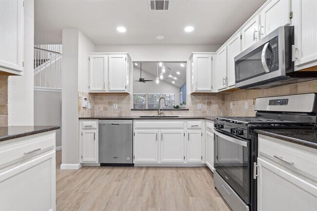 Building Photo - 13424 Tossa Ln