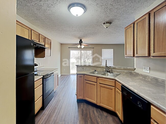 Building Photo - 7276 Burlat Ln