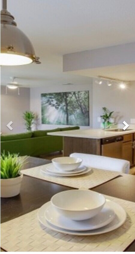 Foto principal - 3414 Willowrun Dr