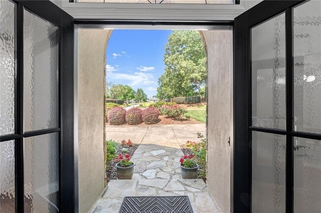 Building Photo - 459 Atlanta Country Club Dr