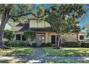 Building Photo - 2442 Hodges Bend Cir