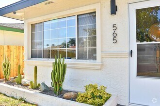 Building Photo - 565 Madrona St