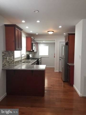 Foto del edificio - 340 Woodbine Way