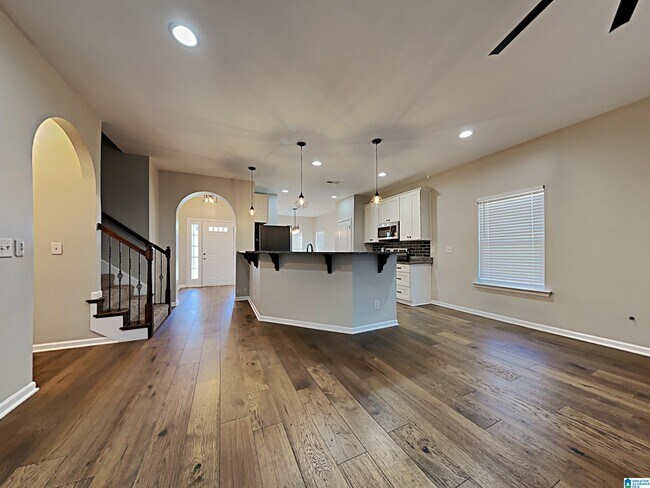 Foto del edificio - 308 Waterstone Ln