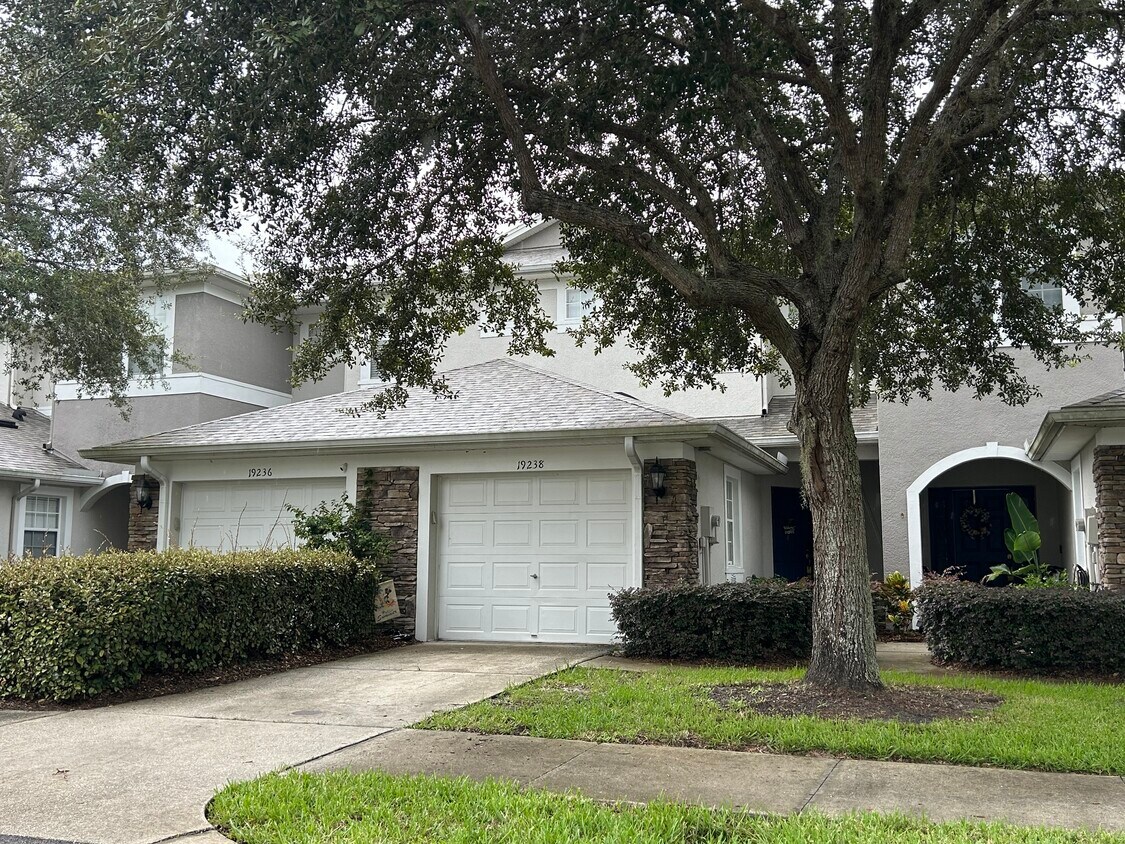 Primary Photo - 19238 Stone Hedge Dr
