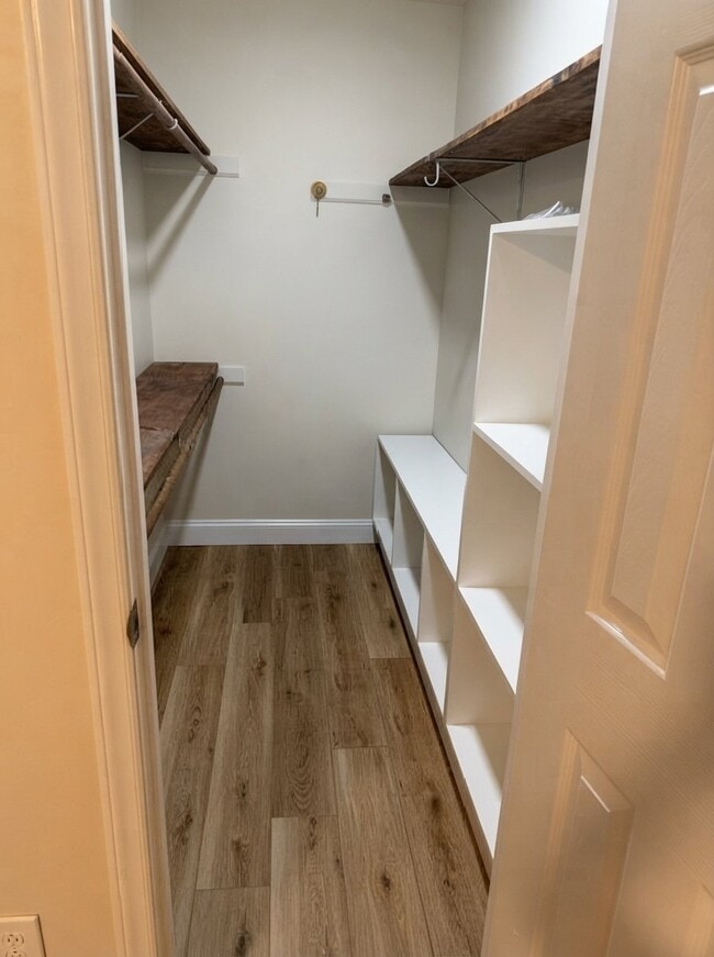 Building Photo - 419 Red Fox Trail