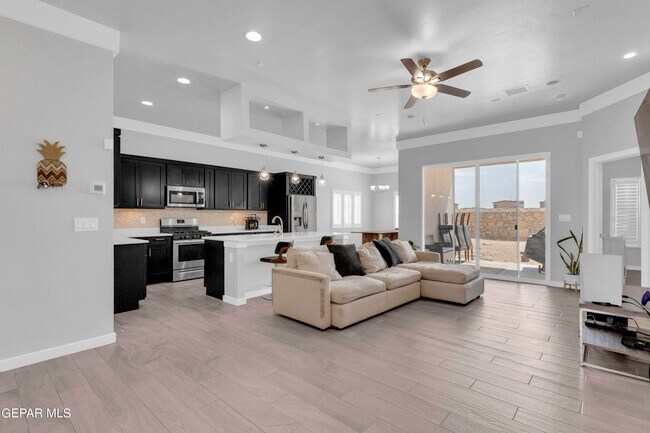 Building Photo - 2224 Tierra Nava ST