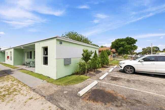 Foto del edificio - 166 SW 3rd St