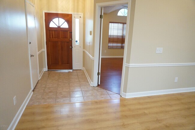 Building Photo - 2024 Tanners Green Way
